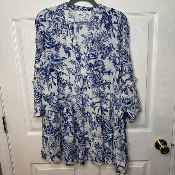 Turks and Caicos Blue Floral Swim Coverup with Gold Metallic Detail Size Medium - Picture 1 of 8